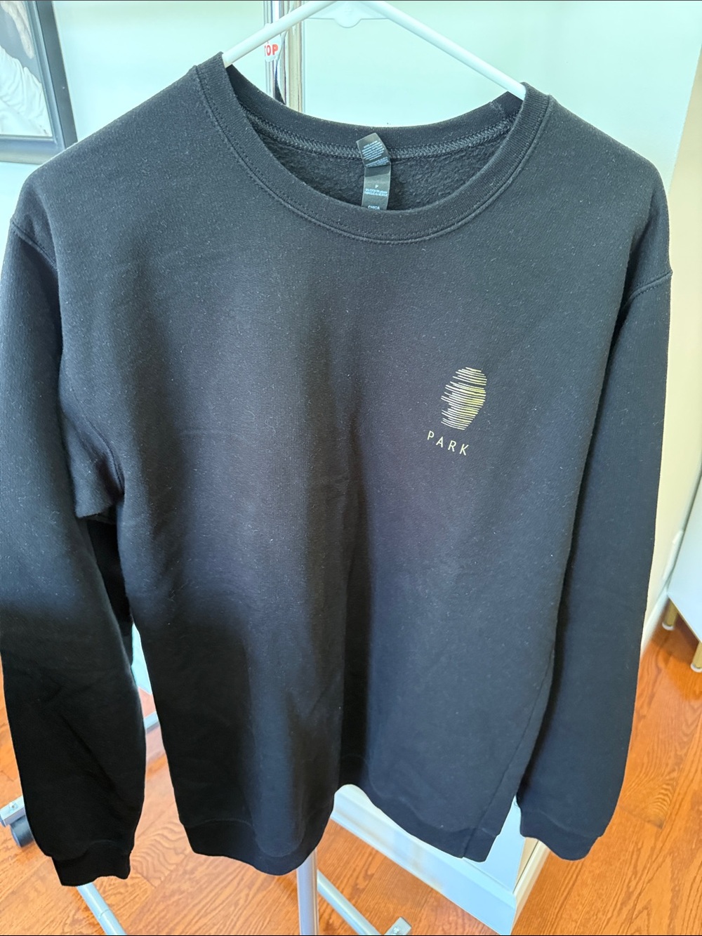 Women’s Black Crewneck Sweatshirt